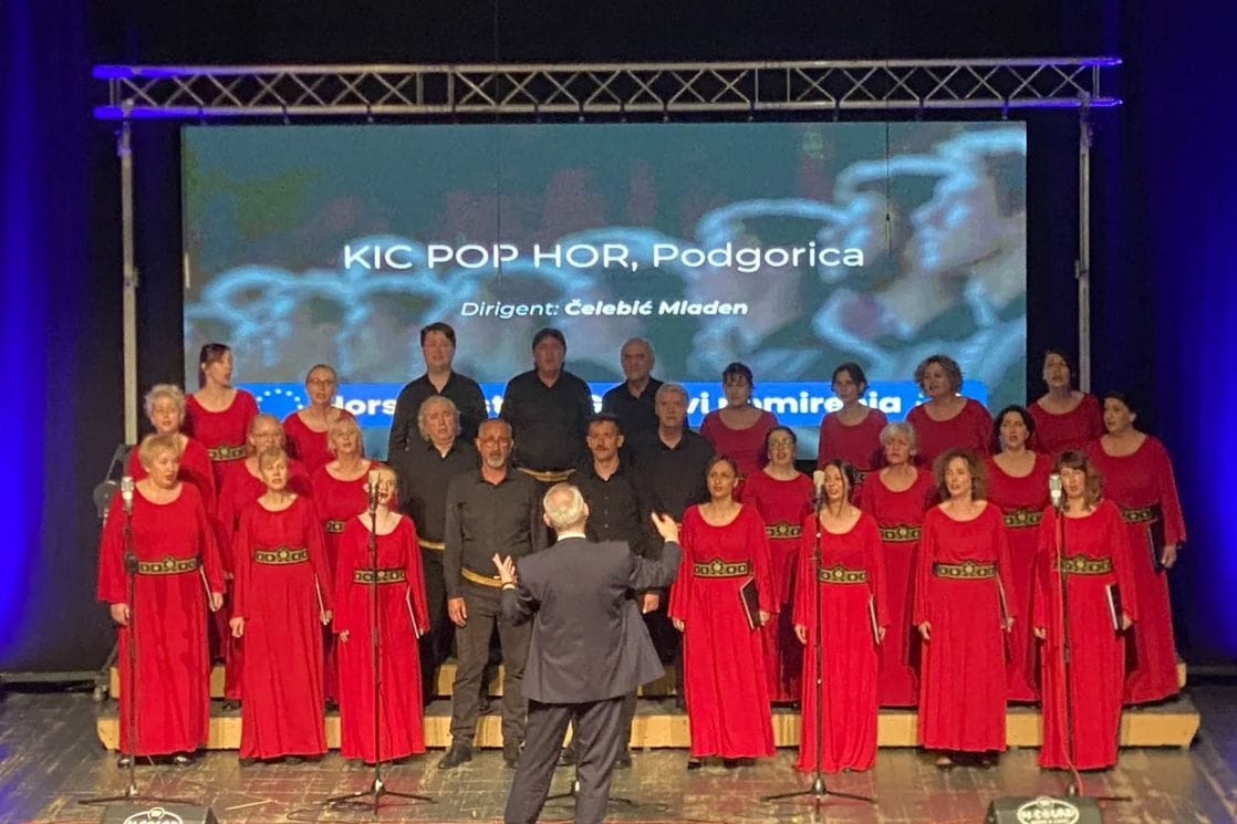 KIC pop hor “osvojio” i Brčko: Publika uživala u snažnim interpretacijama koje su brisale granice