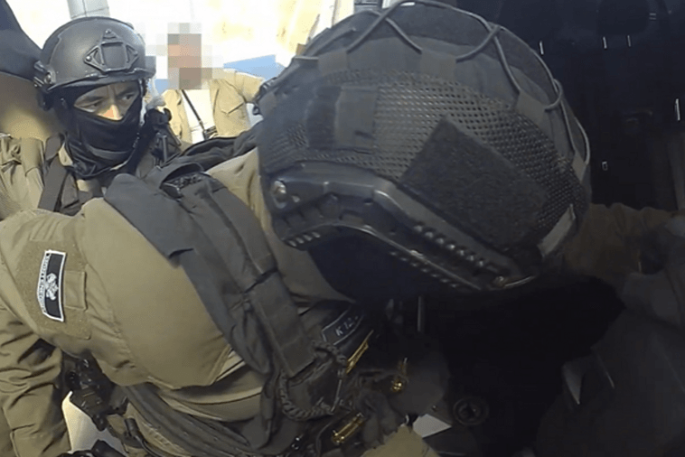 Marjan Vujačić izručen Crnoj Gori, pogledajte sprovođenje u Spuž (VIDEO)