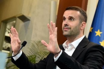 Spajić: Ispravili smo dugogodišnji institucionalni dug, potomci dinastije Petrović Njegoš konačno imaju dostojan dom u Crnoj Gori