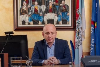 Knežević o „otpriznavanju“ Kosova: Ulazak u vječnost počinje malim korakom