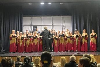 Na donatorskom koncertu KIC pop hora prikupljeno 400 eura; Delija: Nema vaše i naše djece, to su djeca svih nas