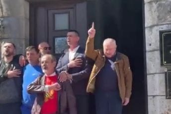 (VIDEO) Cetinjani zapjevali himnu nakon presude