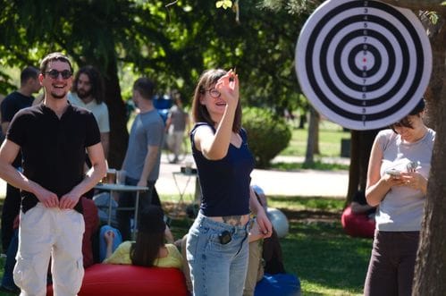 Otvoren Podgorički piknik: U znaku dobrog druženja i domaćih bendova