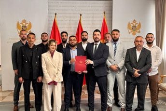 Skupštini upućena inicijativa: Romi da dobiju mandat, uz cenzus od 0,35 odsto glasova