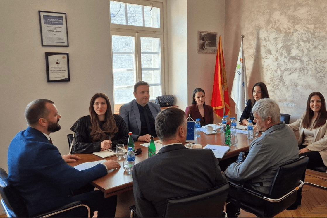 Butorović sa direktorima nacionalnih parkova: Fokus na rješavanje statusa privremenih objekata i jačanje nadzora u nacionalnim parkovima