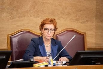 Zdenka Popović podnosi ostavku u Skupštini, ide u diplomate