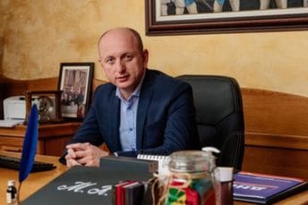 Zbog veličanja Ratka Mladića: Podnijeli krivične prijave protiv Milana Kneževića i Metodija