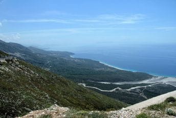 Putovanje duž Albanske rivijere