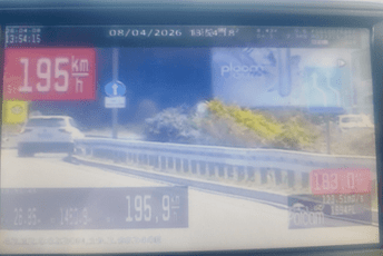 Mobilna jedinica policije hapsila vozače širom Crne Gore: Najbrži 'jurio' 195 kilometara na sat