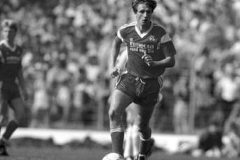 Njemačka: Bivši fudbaler biciklom udario u jelena, podlegao povredama