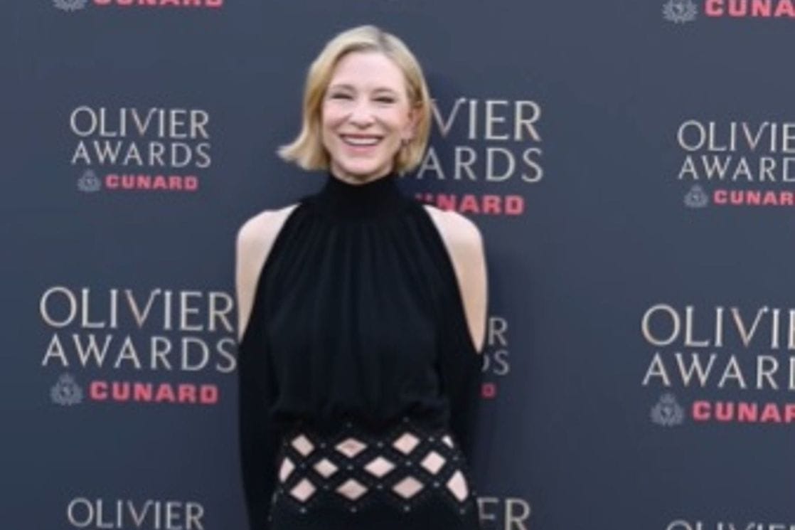 (VIDEO) Kejt Blanšet pokazala srednji prst na crvenom tepihu, snimak postao viralan