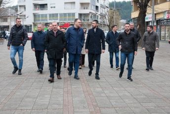 Živković u Beranama: PES, NSD i Demokrate uništavaju Crnu Goru na svim nivoima (FOTO)