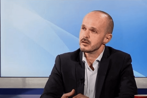 Mulešković: Država ne može kontrolisati cijenu nafte ali može odlučiti koliko će to pogoditi građane, dizel mogao biti i 10 centi jeftiniji