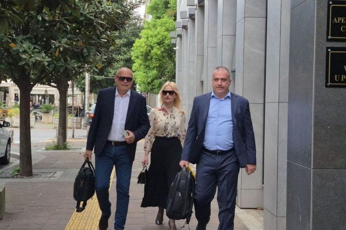 Svjedoci tvrde da su susreti sa Simovićem bili zbog posla i da je on plaćao piće