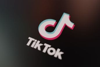 TikTok prestao sa radom u SAD, nestao iz prodavnica aplikacija Apple i Google TikTok prestao sa radom u SAD, nestao iz prodavnica aplikacija Apple i Google