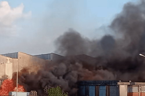 Gorjelo u Podgorici: Lokalizovan požar u krugu Kombinata aluminijuma