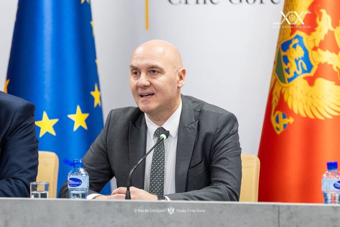 Obradović: Više od 241.000 građana ima nepotpunu adresu što otežava tačnost biračkog spiska