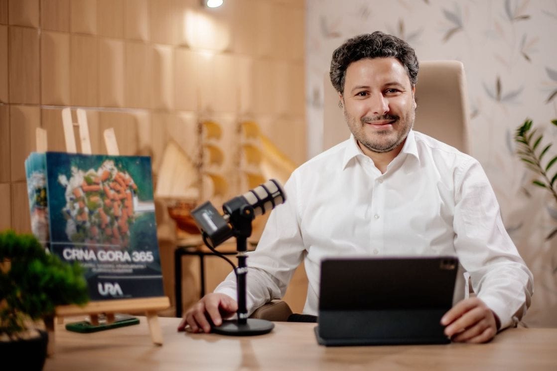 Abazović: Povećanje penzija od pet eura je sramotno, penzion