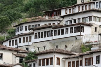 Berat - grad hiljadu prozora