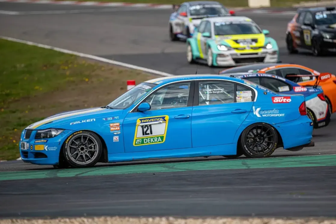 Tragedija na Nirburgringu: Vozač poginuo tokom treninga, Ferstapen izbjegao nesreću u poslednjem trenutku