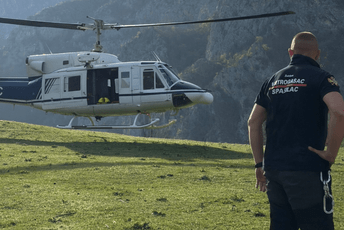 Kanjon Tare: Povrijeđena turistkinja, helikopterom transportovana u KCCG