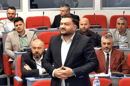 Smolović Petriću: Nemojte haos iz Vlade da prenosite na Bijelo Polje, moja ostavka nije tražena