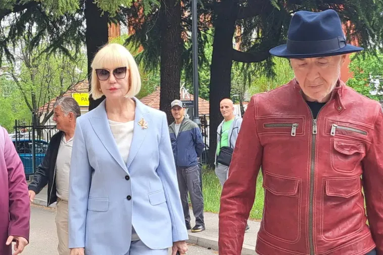 Acu Đukanoviću ukinuta mjera zabrane napuštanja stana