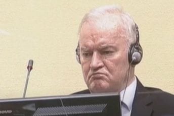 Ratni zločinac Ratko Mladić je na samrti, tvrdi njegov sin