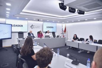 Kameron učesnicima LEADER obuke: Ovakve inicijative pomažu mladima da naprave sljedeći korak, radujem se vašoj budućnosti