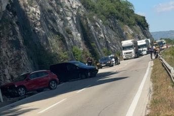 Udes na putu Nikšić-Danilovgrad, formirane kolone