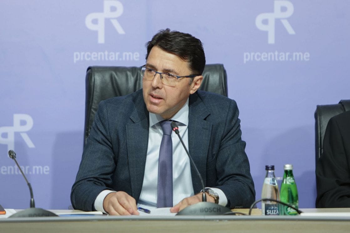 Progonitelji i progonjeni