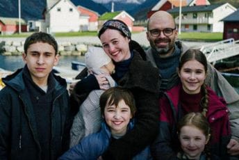 Munđu se vraća u Kan: Predstaviće dramu “Fjord”, u glavnim ulogama su dva velika imena