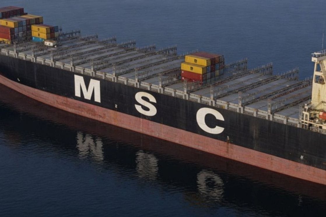 Naši pomorci dobro, oduzeti im telefoni