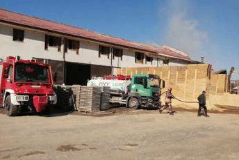 Pljevlja: Požar zahvatio pogon peletare, pričinjena znatna materijalna šteta