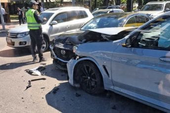 (FOTO i VIDEO) Sudar skupštinskog vozila i BMW-a: Camaj imao udes u Podgorici, nema povrijeđenih