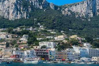 Odmor bez uznemiravanja: Ovo mjesto uvodi kazne do 500 eura za napadne trgovce