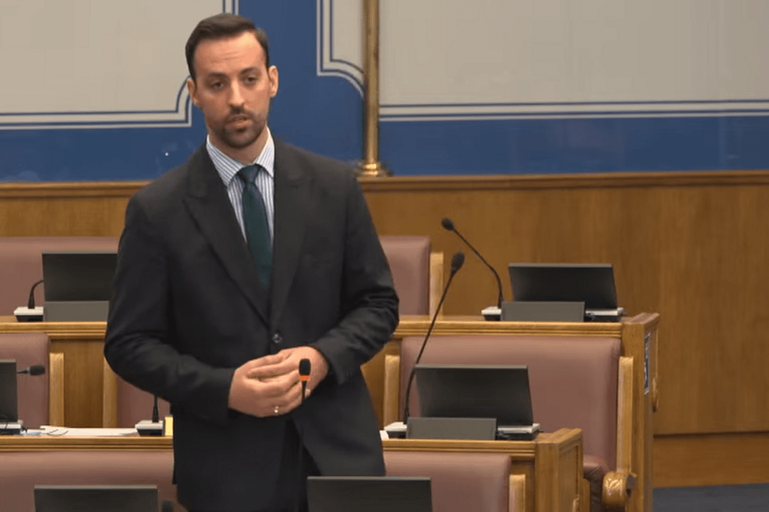 Zirojević Spajiću: Patološki lažovi i kriptoprevaranti nas neće zaustaviti da budemo brana neofašizmu i neonacizmu