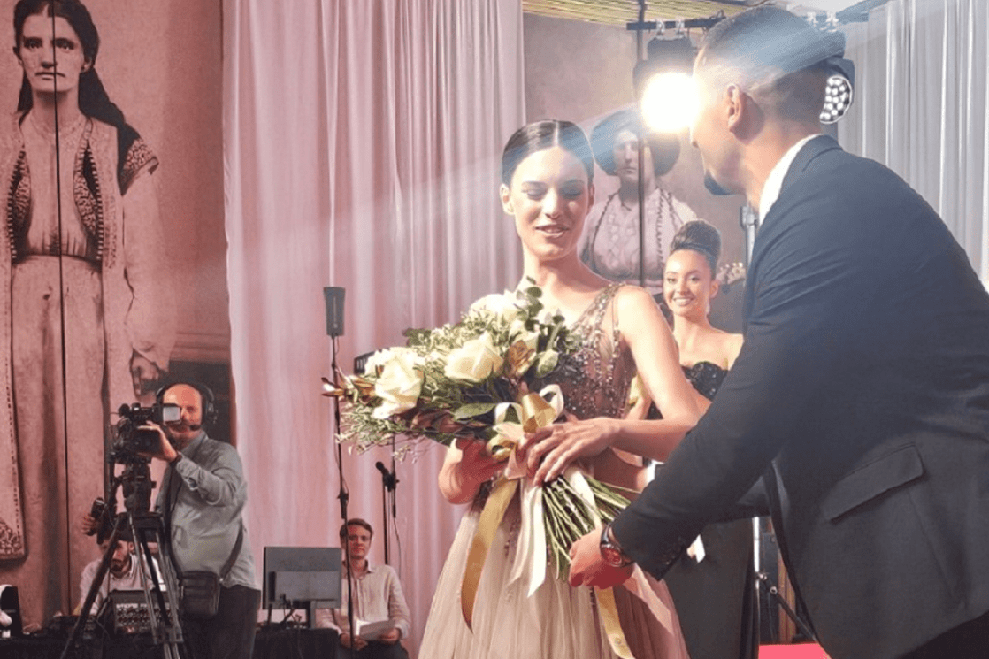 Cetinjanka Maša Vukićević nova je misica Crne Gore: Evo ko su prva i druga pratilja