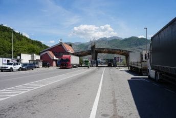 Uprava policije: Od Božaja do Aerodroma Podgorica sjutra će dva sata biti obustavljen saobraćaj