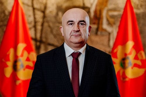 Zbog stanja u mljekarskom sektoru: DPS podnio inicijativu za kontrolno saslušanje Jokovića