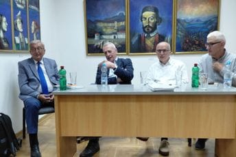Popović: Niko nam ne može uskratiti pravo da se borimo za svoju pripadnost, to smo dužni i precima i Crnoj Gori Popović: Niko nam ne može uskratiti pravo da se borimo za svoju pripadnost, to smo dužni i precima i Crnoj Gori