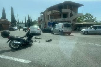 Saobraćajna nezgoda u Zeti: Učestvovali motocikl i automobil Saobraćajna nezgoda u Zeti: Učestvovali motocikl i automobil