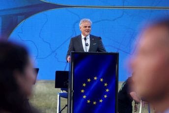 Satler: Crna Gora se vraća kući – završnica evropskog puta traži zajedništvo vlasti, opozicije i društva Satler: Crna Gora se vraća kući – završnica evropskog puta traži zajedništvo vlasti, opozicije i društva