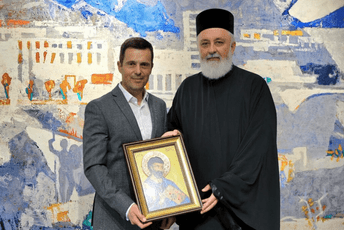 Mujović upriličio prijem za sveštenike crkve Srbije: Poštujem svakoga i poštujem sve, ali najviše volim svoje