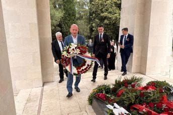 Čelnici DNP-a i ambasador Rusije položili vijence na Gorici Čelnici DNP-a i ambasador Rusije položili vijence na Gorici