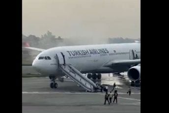 (VIDEO) Avion se zapalio prilikom slijetanja na aerodrom u Nepalu