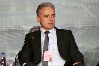 Dragaš na RE:D konferenciji: Energetska stabilnost ključ daljeg investicionog razvoja Crne Gore Dragaš na RE:D konferenciji: Energetska stabilnost ključ daljeg investicionog razvoja Crne Gore