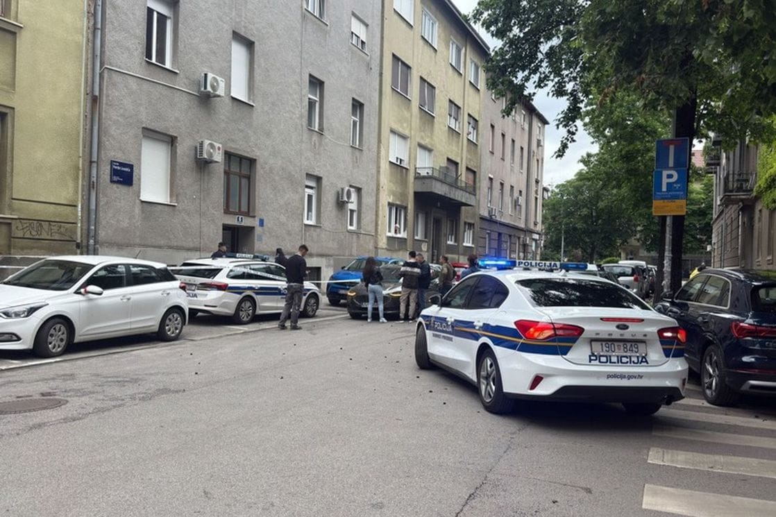 Uhapšen muškarac u Zagrebu: Nožem nasrnuo na dvije osobe, nije mu se svidjelo kako su pričali sa konobaricom