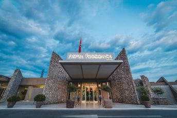 Hotel Podgorica: Policija nas konstantno pretresa, upada u sobe i to se ponavlja iako ništa nijesu našli