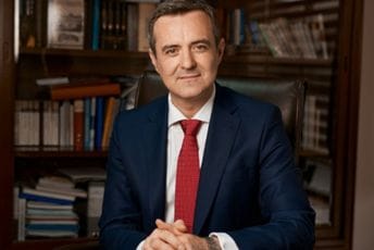 Vladimir Božović i supruga na računima i u gotovini imaju 131.998 eura, rektor ima udio i u Srpskoj kući